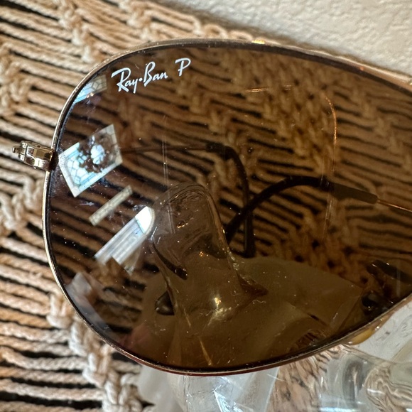 Ray Ban Polarized Classic Gold Framed Aviator Sunglasses - Picture 9 of 14